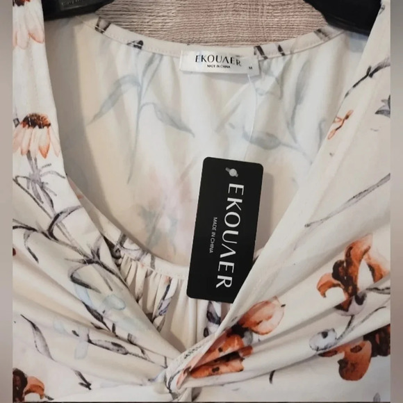 Ekouaer Short Sleeve Floral Maternity Nursing Dress - Medium - Picture 10 of 11